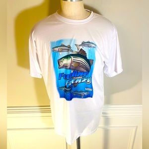 Shakespeare men  XL White and Blue t shirt feeding frenzy(102)